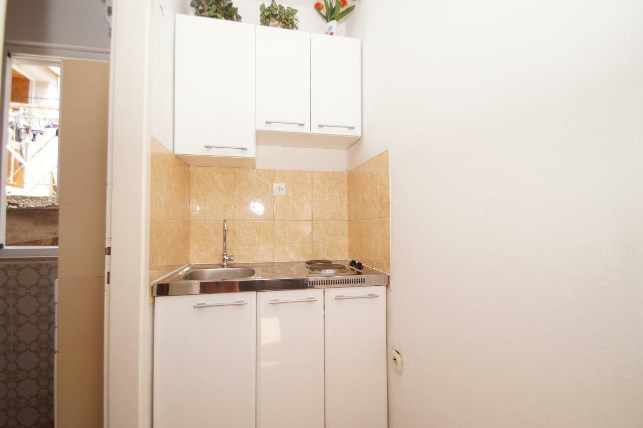Guest House Holiday Корчула Экстерьер фото