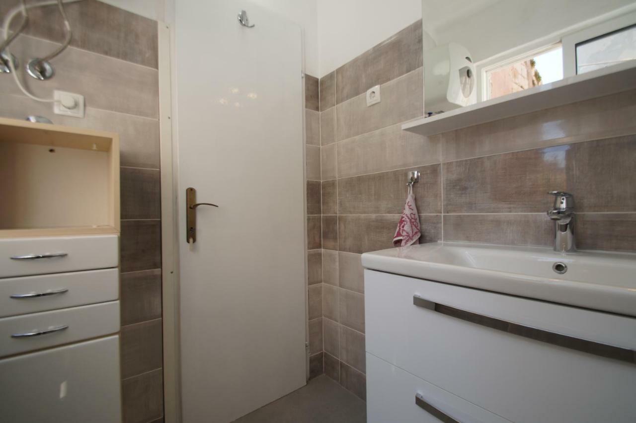Guest House Holiday Корчула Экстерьер фото